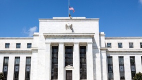 Fed wykorzysta złoto na rzecz Bitcoina? Wielki nacisk zwolenników krypto