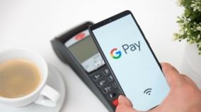 Alphabet mknie do 3 bilionów. Dołączy do elitarnej trójki?