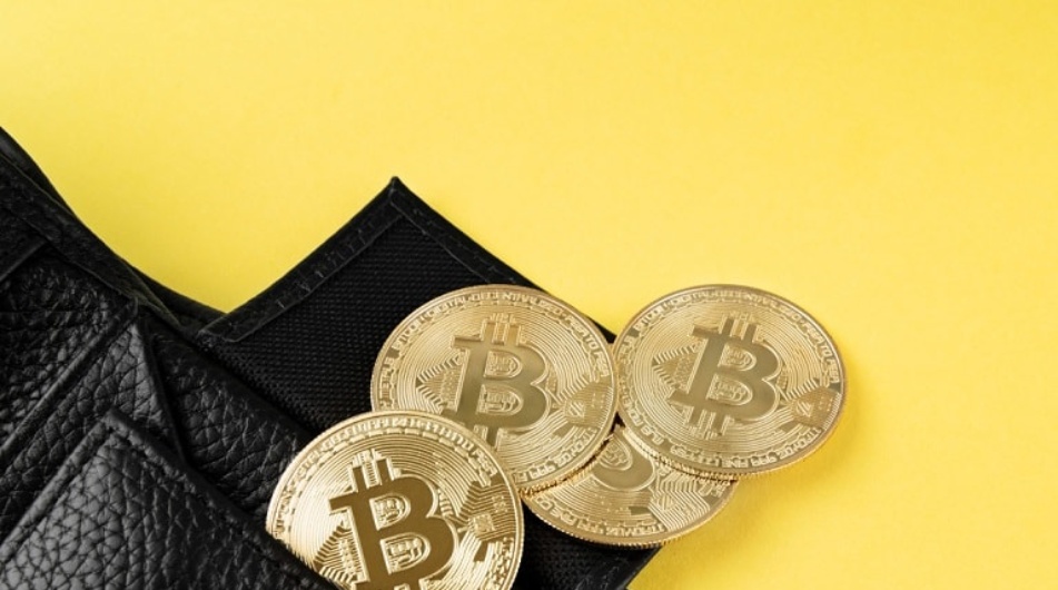 Bitcoin i złoto idą w przeciwne strony. Co to oznacza dla inwestorów?