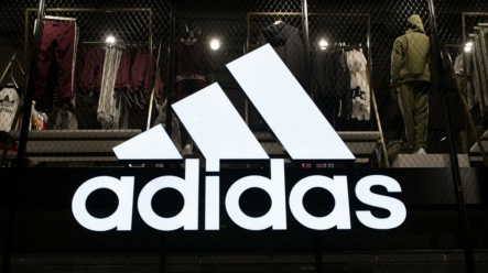 Adidas w tarapatach! Zobacz, jak Kanye West wpłynął na spółkę