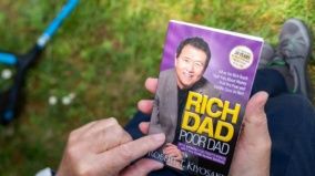 Kiyosaki szokuje prognozą. Bitcoin eksploduje w tym roku?