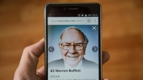 Warren Buffett sprzedaje akcje Apple i Bank of America! Co dalej z Berkshire?