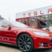 Tesla mocno traci pozycję w kraju zakochanym w elektrykach!