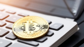 ETF-y i giełdy trzymają 1,69 mln BTC. Coraz trudniej o Bitcoina
